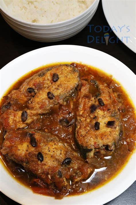 Bangus sa Tausi (Milkfish in Salted Black Beans).